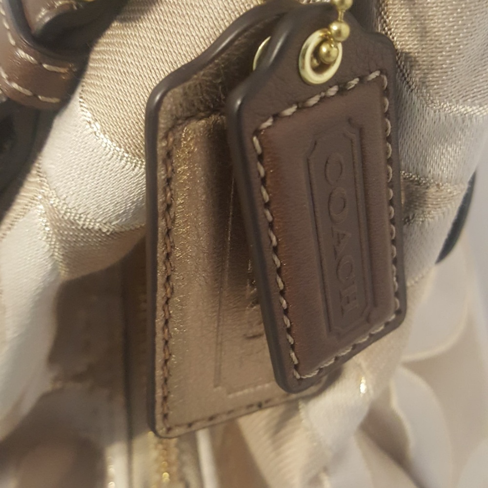 Coach new  H1120- 18765 Madison Op Art Signature. - Picture 6 of 8